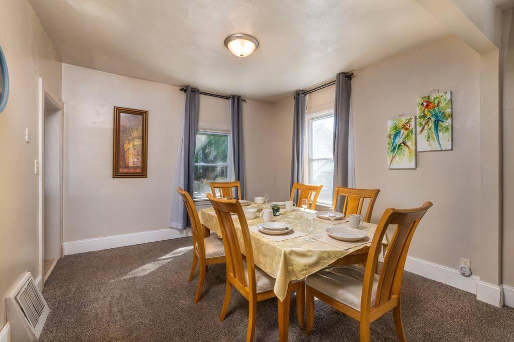 Entire House 3 Bedroom Twin Cities, Specious, Entire House, Ac Saint Paul Exterior photo